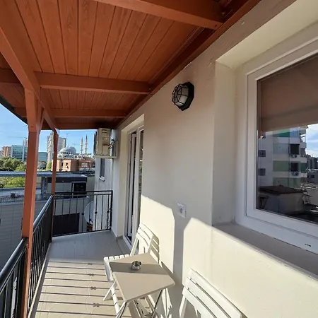 Ados Loft Center Апартаменты *