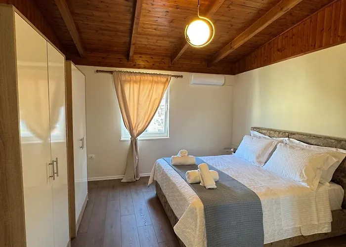 Lejlighed Ados Loft Center Tirana