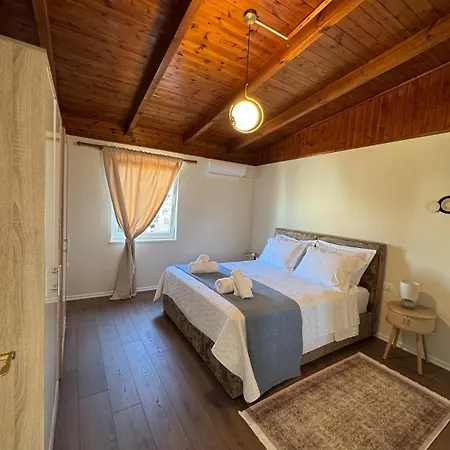 Ados Loft Center Tirana